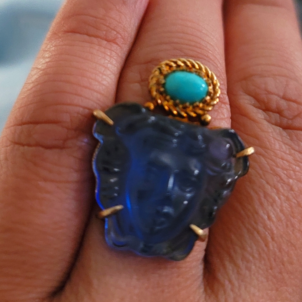 Cocktail ring